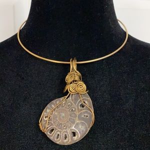 Brooch polished Ammonite with copper framing design & choker